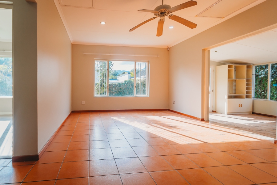 2 Bedroom Property for Sale in Heather Park Western Cape